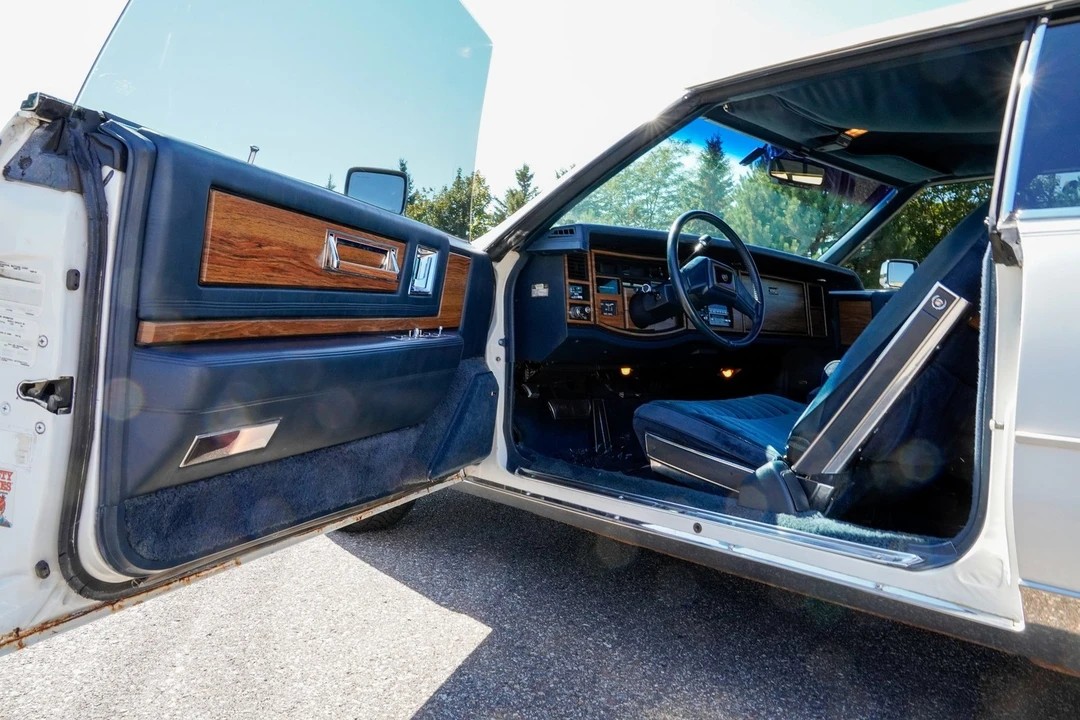 1985 Cadillac Eldorado 10th Gen - Image 10 of 31
