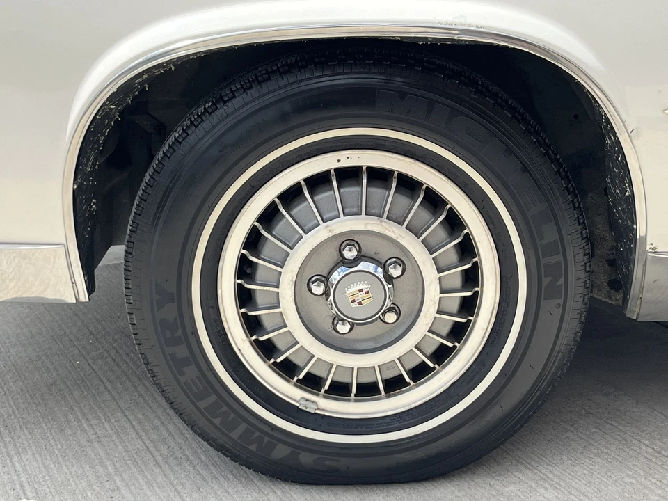 1985 Cadillac Eldorado 10th Gen - Image 23 of 31