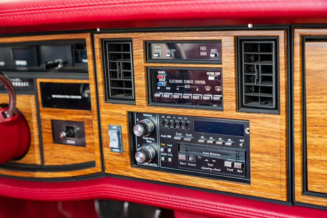 1985 Cadillac Eldorado 10th Gen - Image 17 of 31