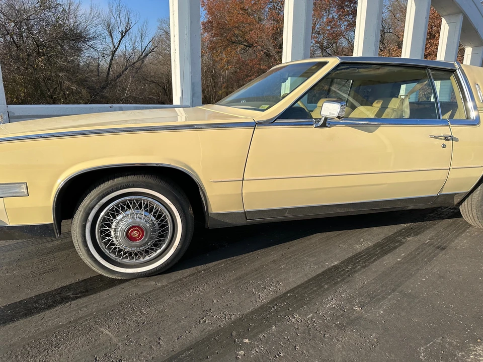 1985 Cadillac Eldorado 10th Gen - Image 25 of 31