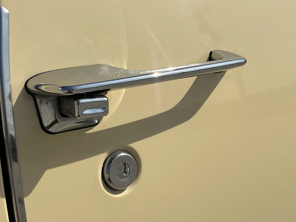 1985 Cadillac Eldorado 10th Gen - Image 22 of 31