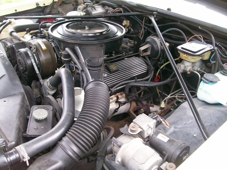 1985 Cadillac Eldorado 10th Gen - Image 6 of 7