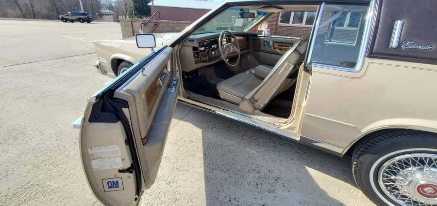 1985 Cadillac Eldorado 10th Gen - Image 6 of 11