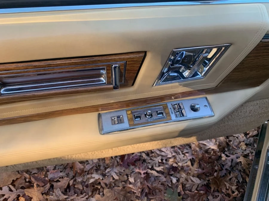 1985 Cadillac Eldorado 10th Gen - Image 10 of 13