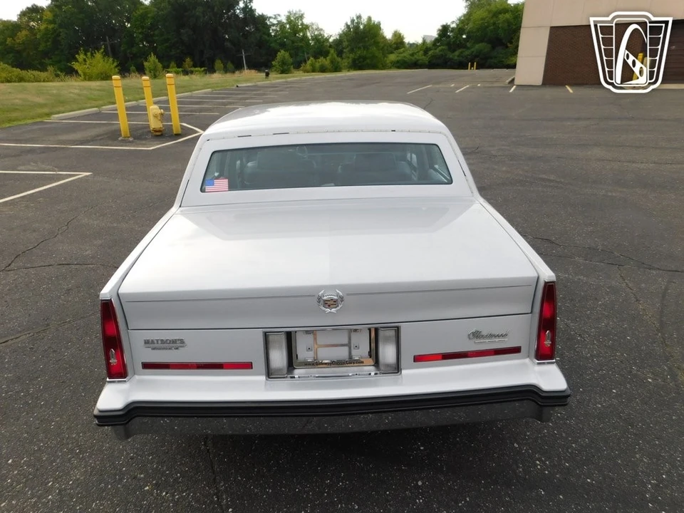 1985 Cadillac Fleetwood - Image 19 of 21
