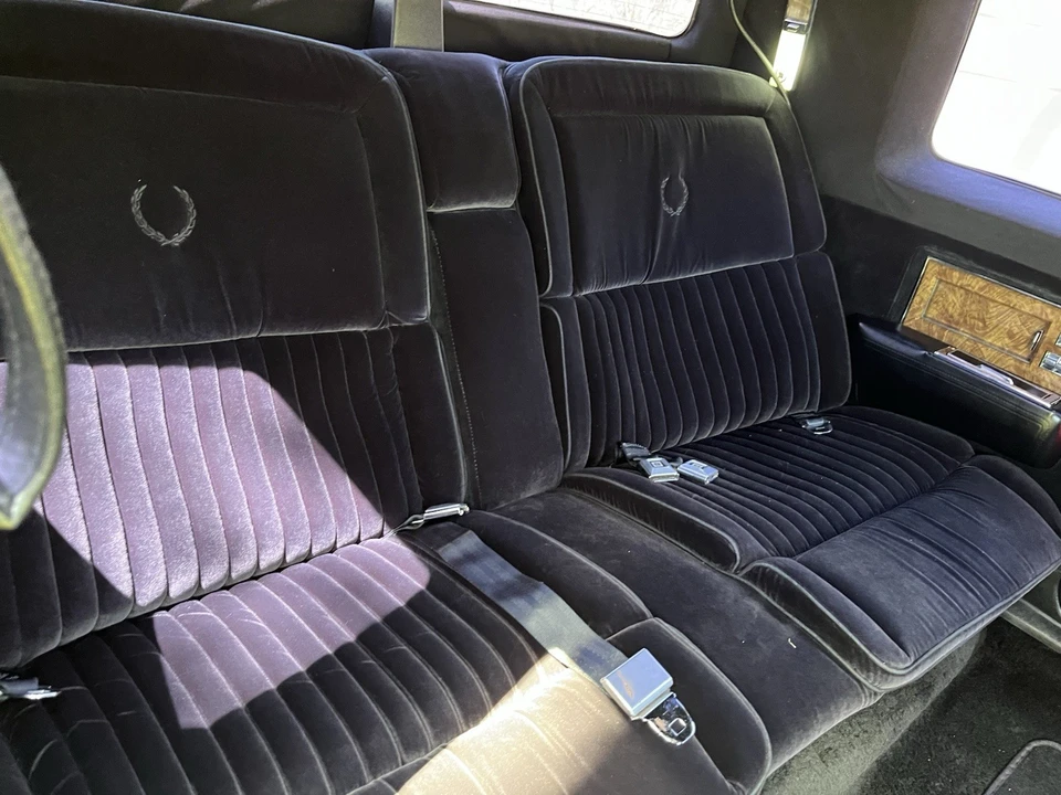 1985 Cadillac Fleetwood - Image 18 of 31