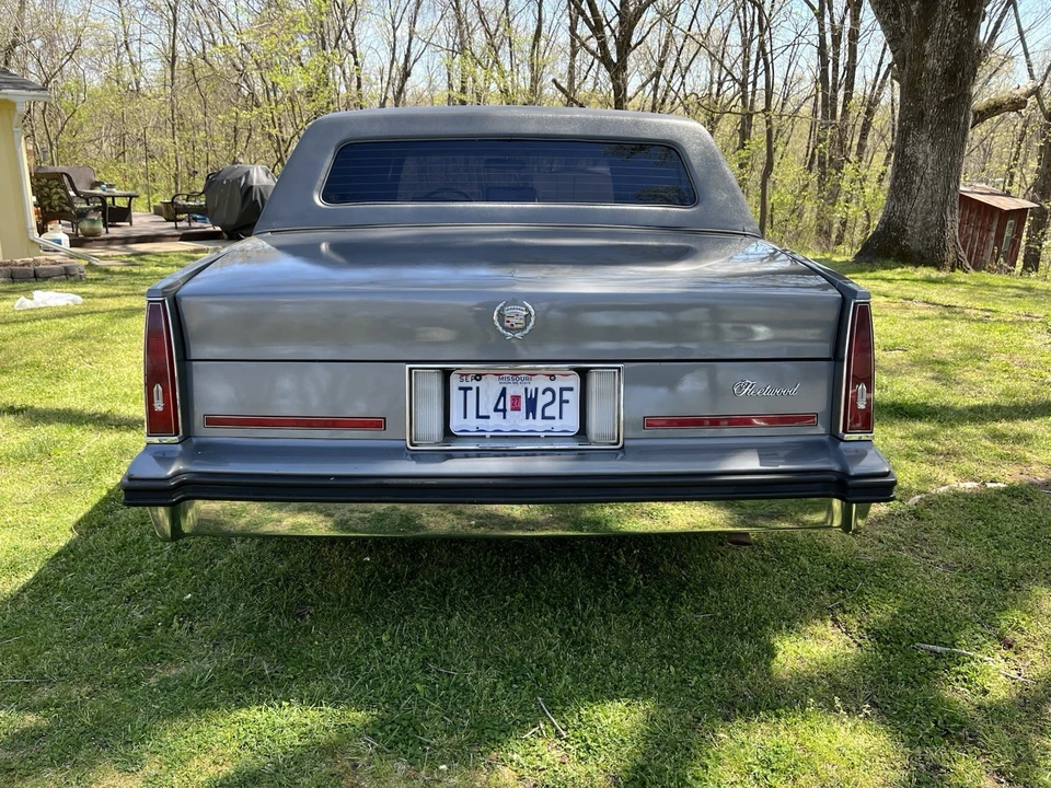 1985 Cadillac Fleetwood - Image 4 of 31