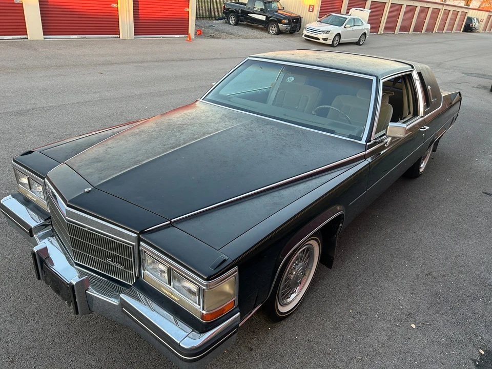 1985 Cadillac Fleetwood - Image 5 of 21