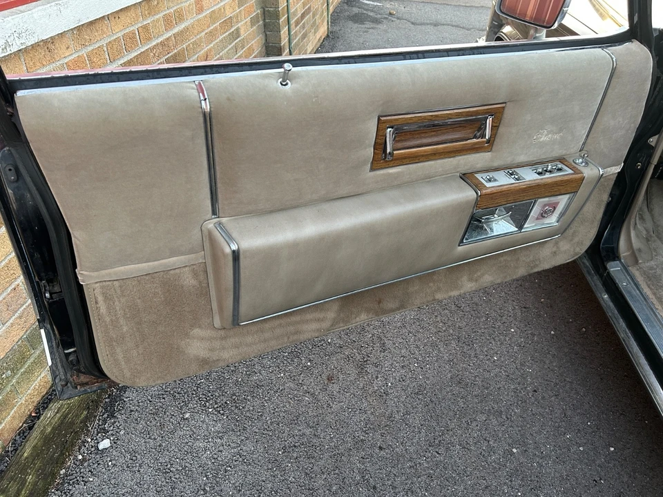 1985 Cadillac Fleetwood - Image 17 of 21