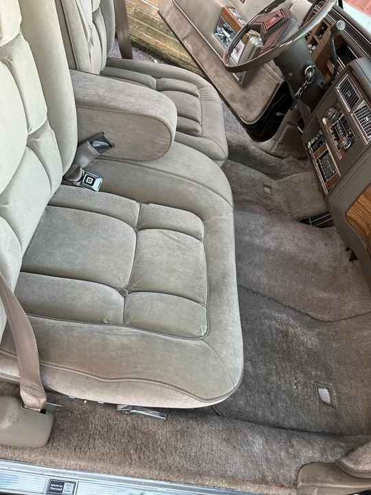 1985 Cadillac Fleetwood - Image 15 of 21