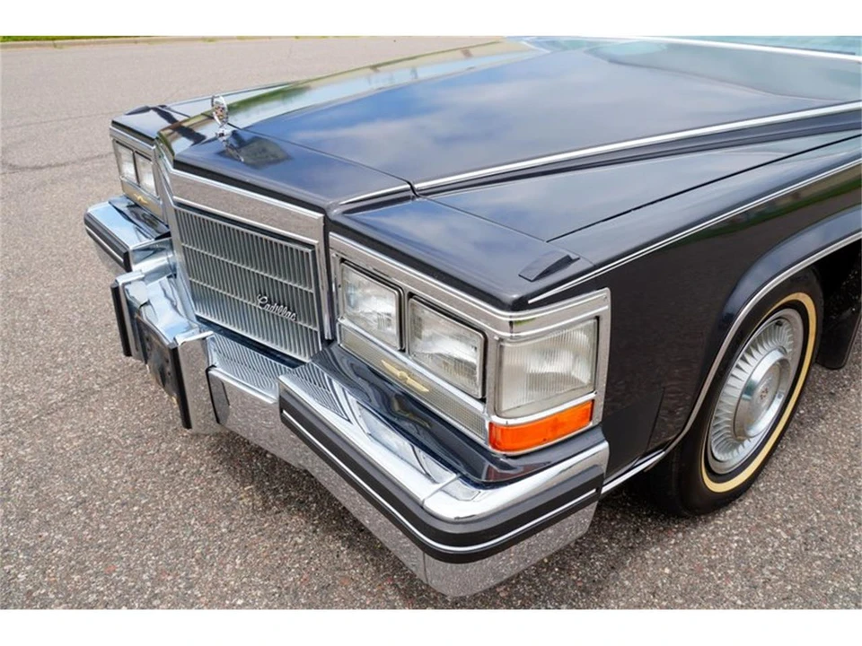 1985 Cadillac Fleetwood - Image 26 of 31