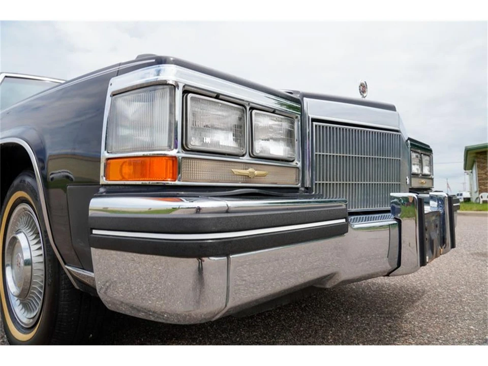 1985 Cadillac Fleetwood - Image 27 of 31