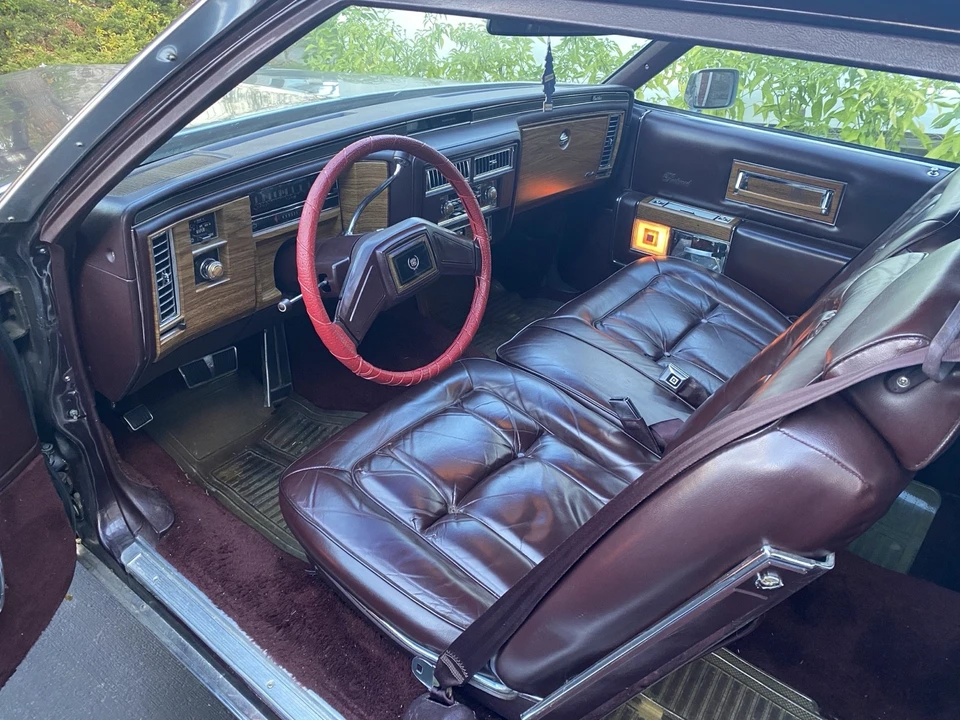 1985 Cadillac Brougham - Image 6 of 13
