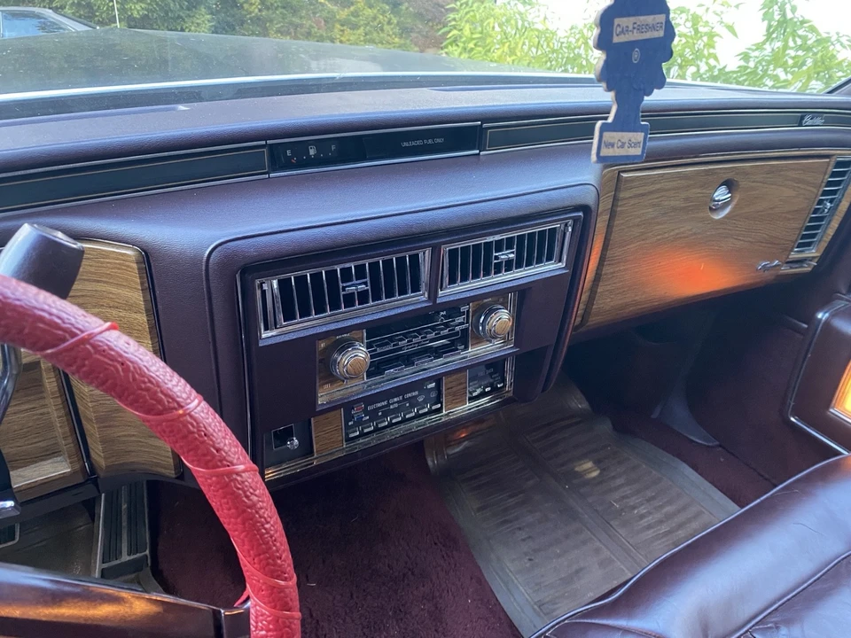 1985 Cadillac Brougham - Image 9 of 13