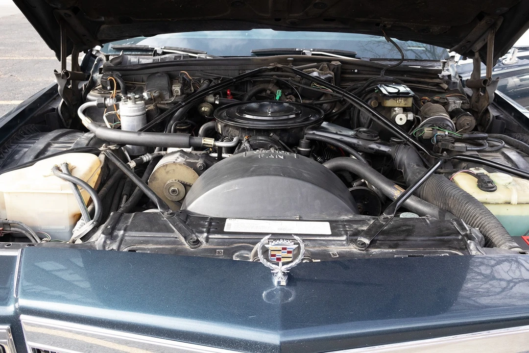 1985 Cadillac Fleetwood - Image 21 of 21