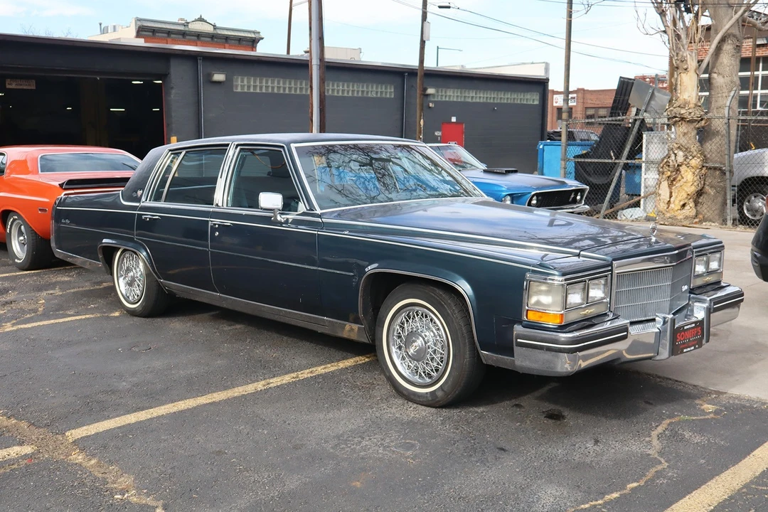 1985 Cadillac Fleetwood - Image 4 of 21