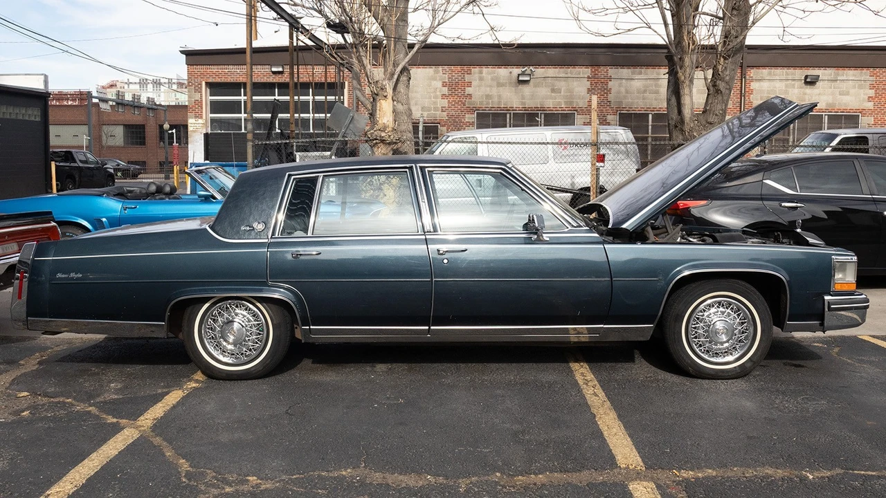 1985 Cadillac Fleetwood - Image 7 of 21