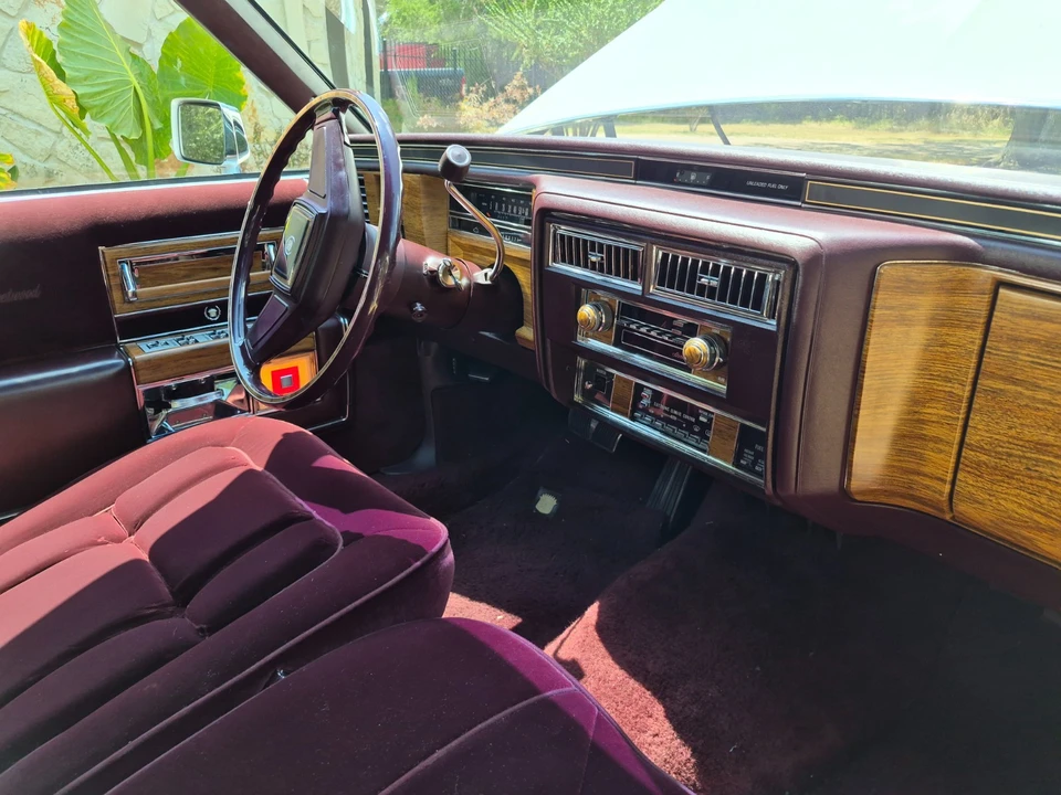 1985 Cadillac Fleetwood - Image 21 of 31