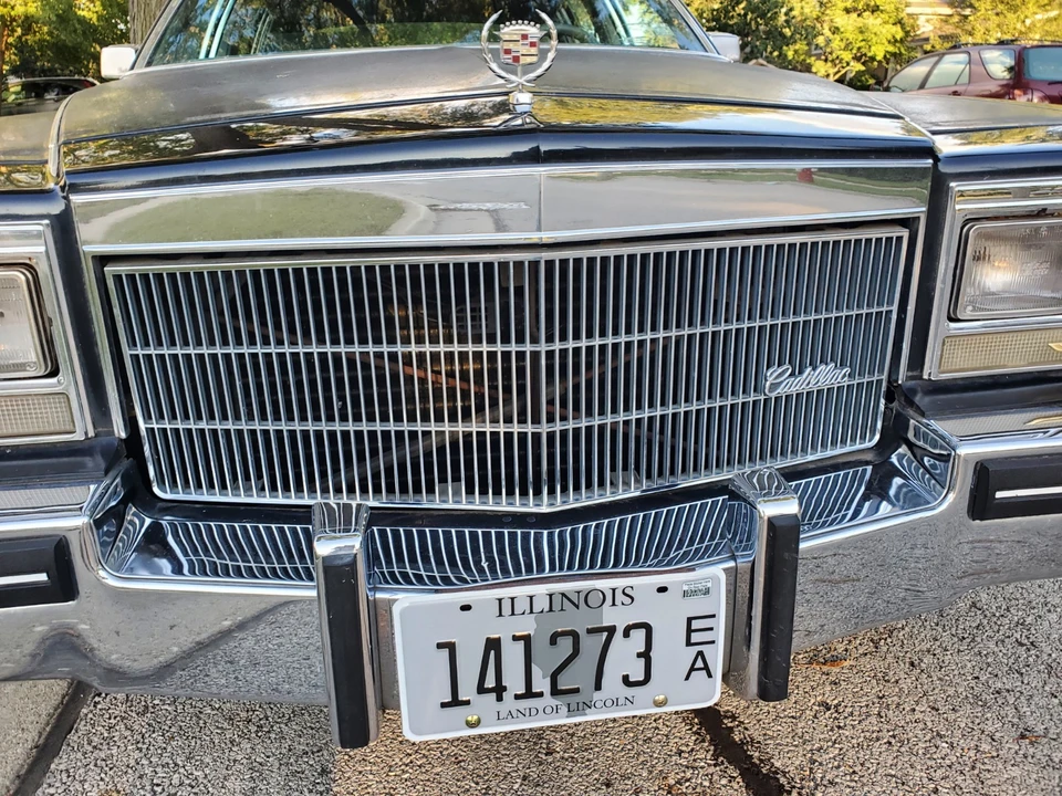 1985 Cadillac Brougham - Image 5 of 19