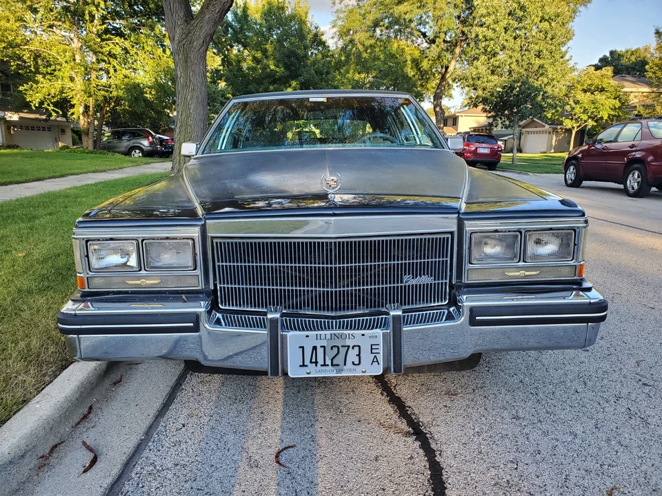 1985 Cadillac Brougham - Image 4 of 19