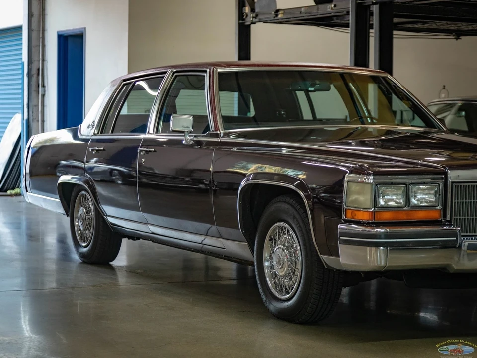 1985 Cadillac Fleetwood - Image 12 of 21