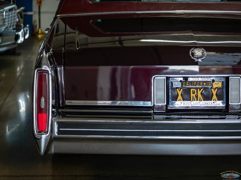 1985 Cadillac Fleetwood - Image 19 of 21