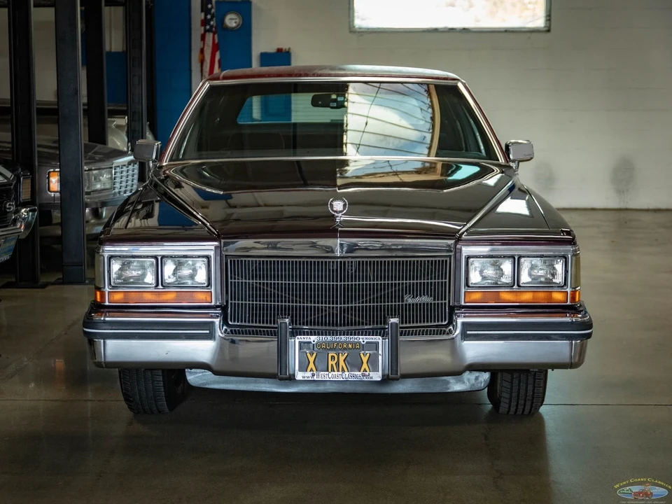 1985 Cadillac Fleetwood - Image 14 of 21