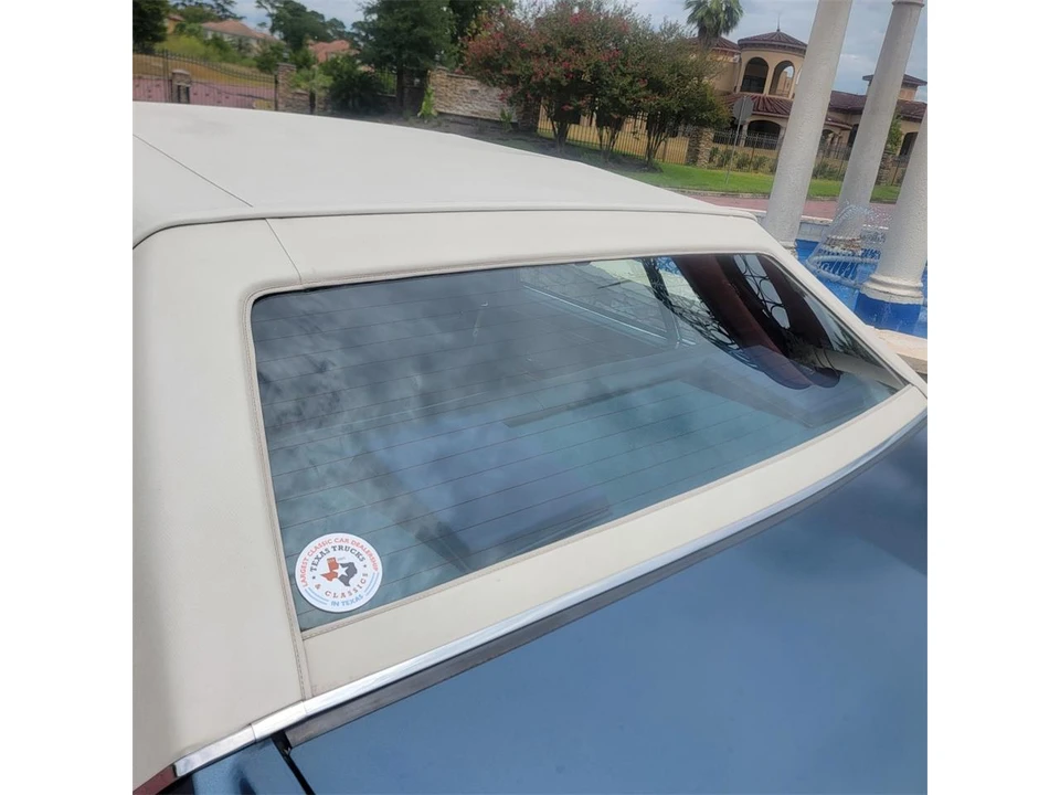 1985 Cadillac Seville - Image 14 of 31