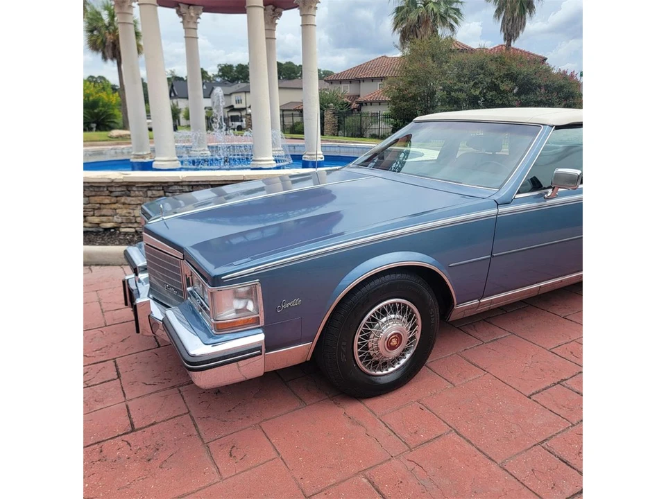 1985 Cadillac Seville - Image 11 of 31