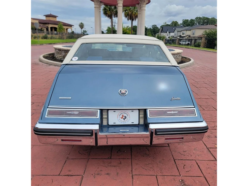 1985 Cadillac Seville - Image 7 of 31