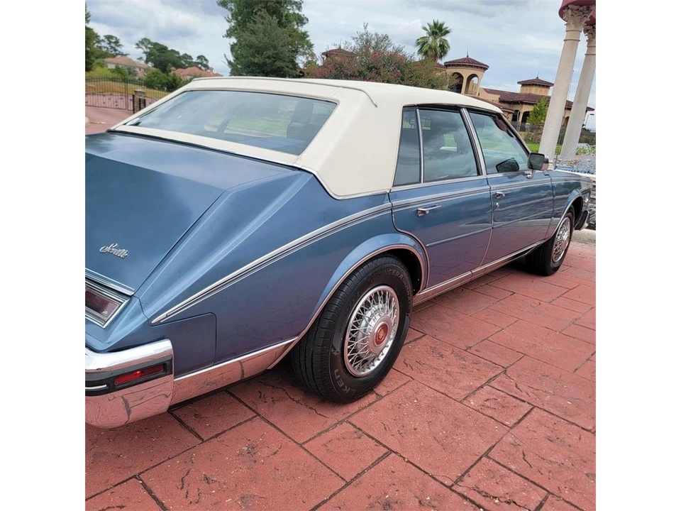 1985 Cadillac Seville - Image 9 of 31