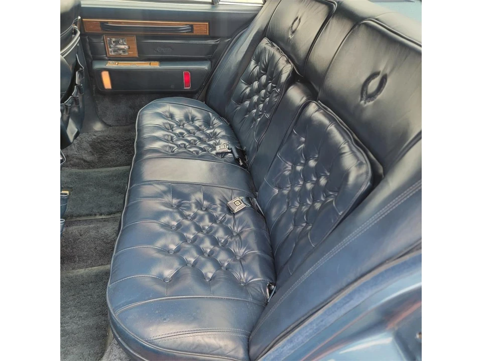 1985 Cadillac Seville - Image 25 of 31