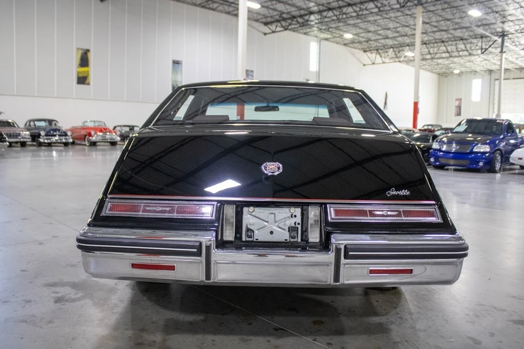 1985 Cadillac Seville - Image 6 of 12