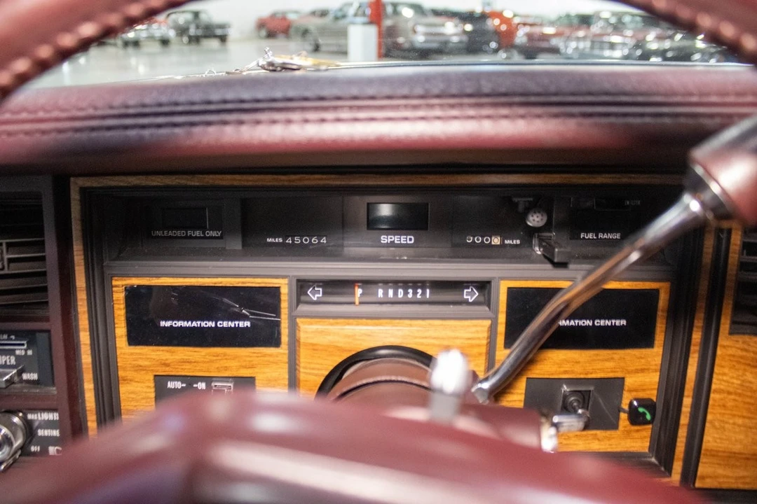 1985 Cadillac Seville - Image 12 of 12