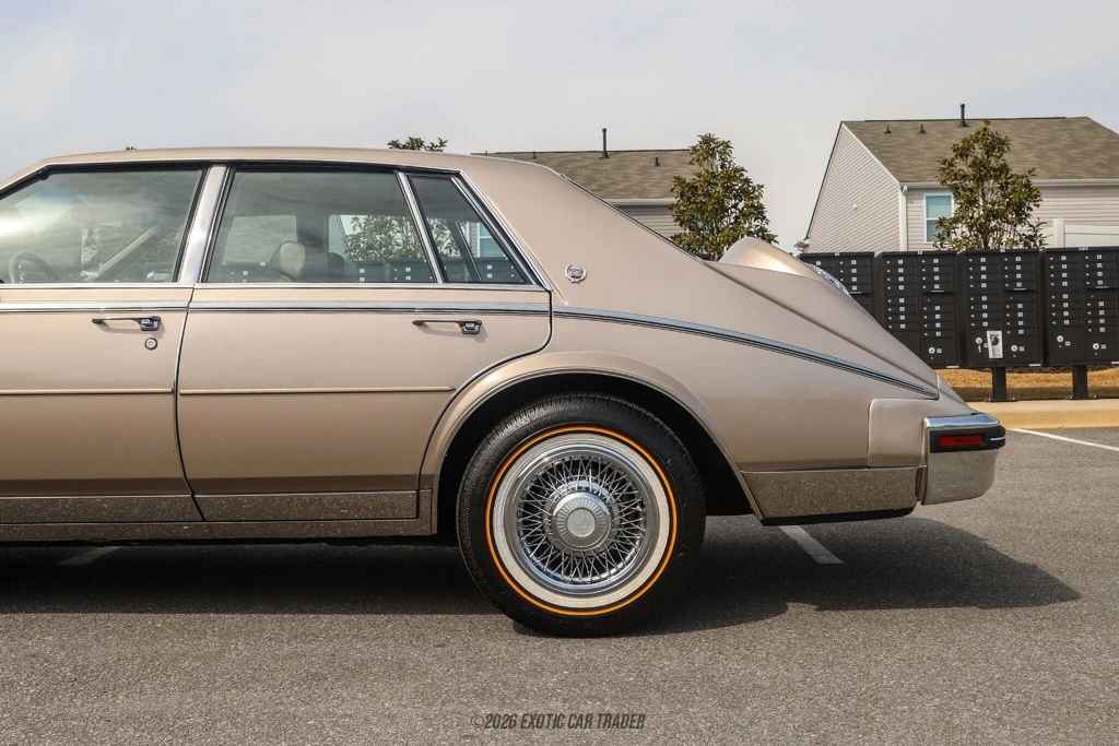 1985 Cadillac Seville - Image 5 of 12