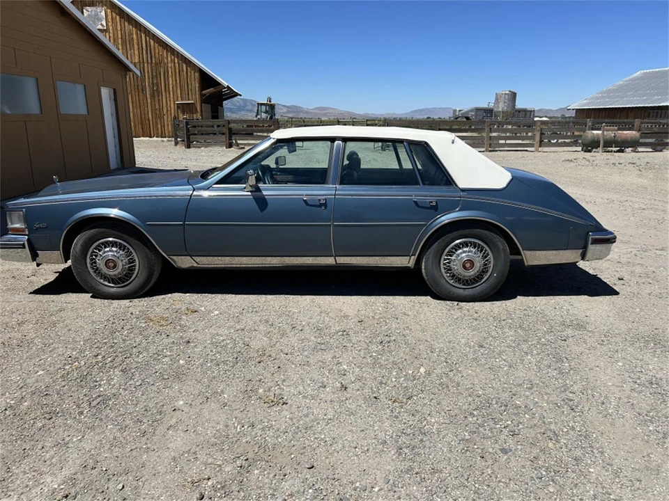 1985 Cadillac Seville - Image 2 of 5