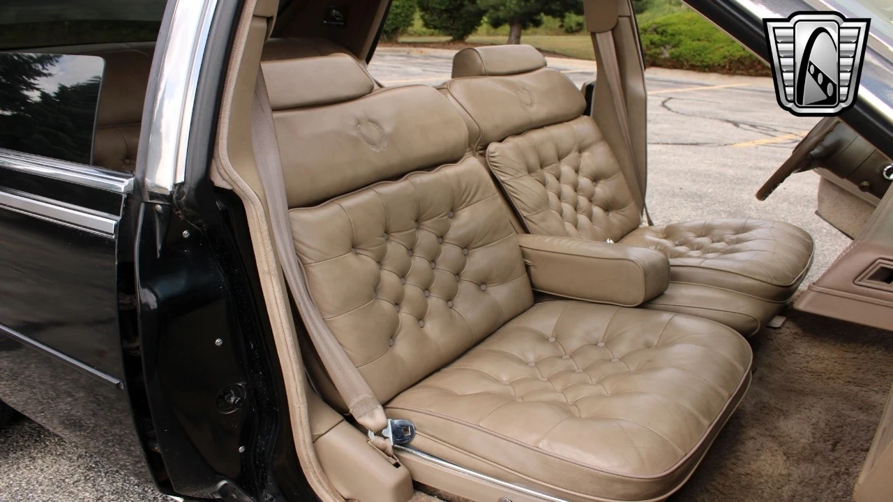1985 Cadillac Seville - Image 16 of 21