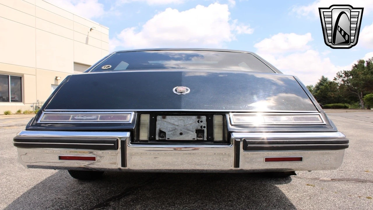 1985 Cadillac Seville - Image 9 of 12