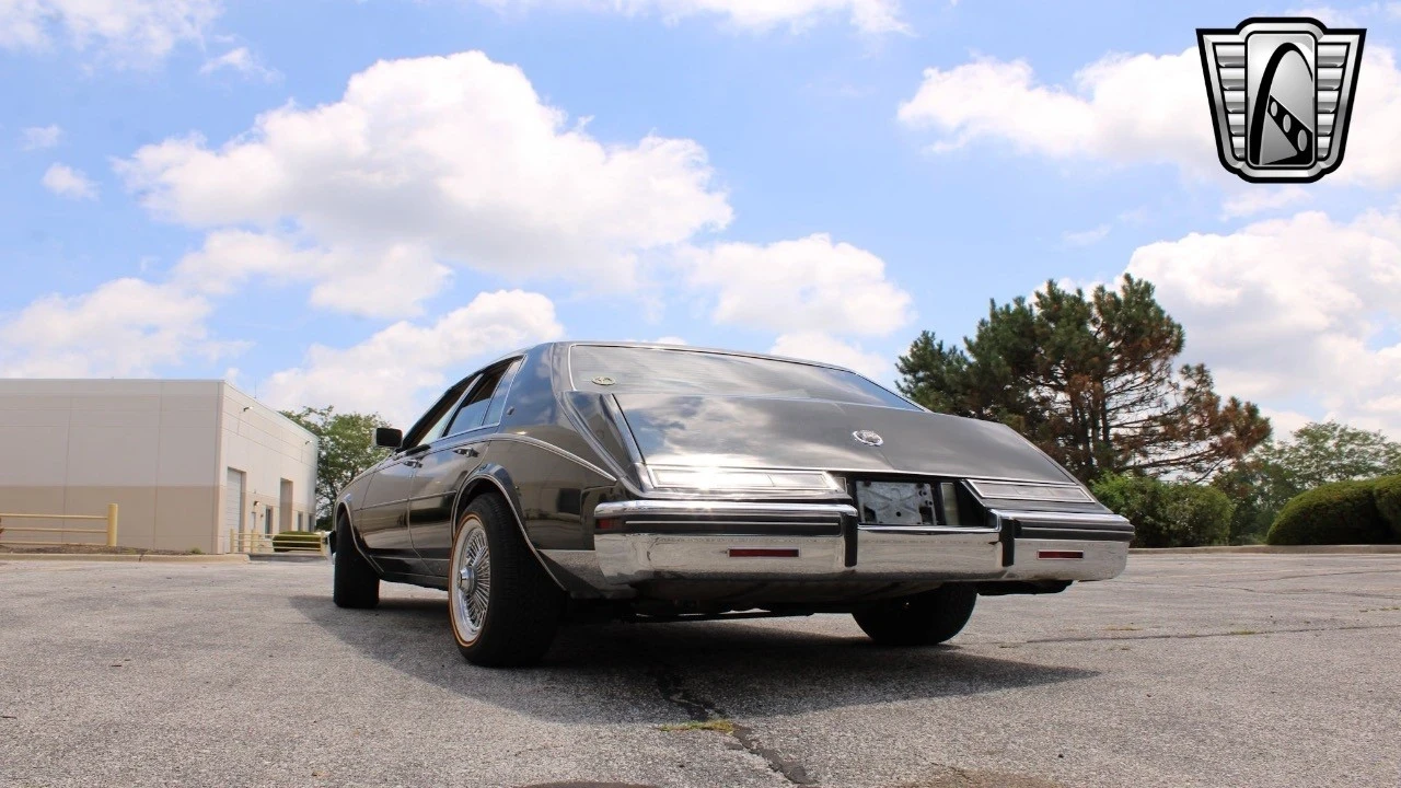 1985 Cadillac Seville - Image 7 of 12