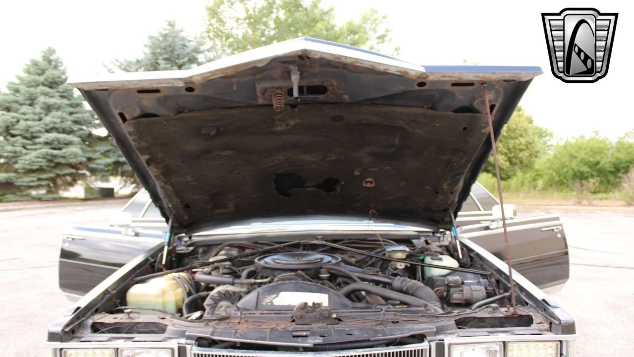 1985 Cadillac Seville - Image 10 of 12