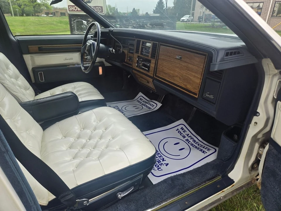 1985 Cadillac Seville - Image 15 of 21