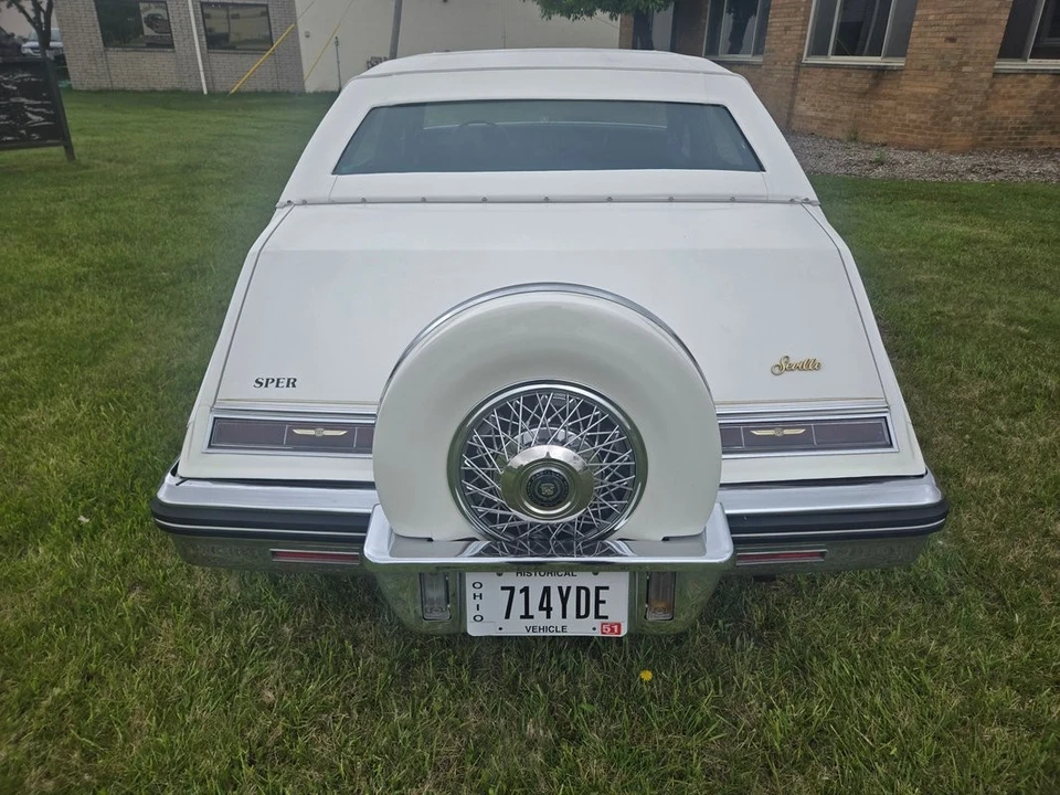 1985 Cadillac Seville - Image 4 of 21