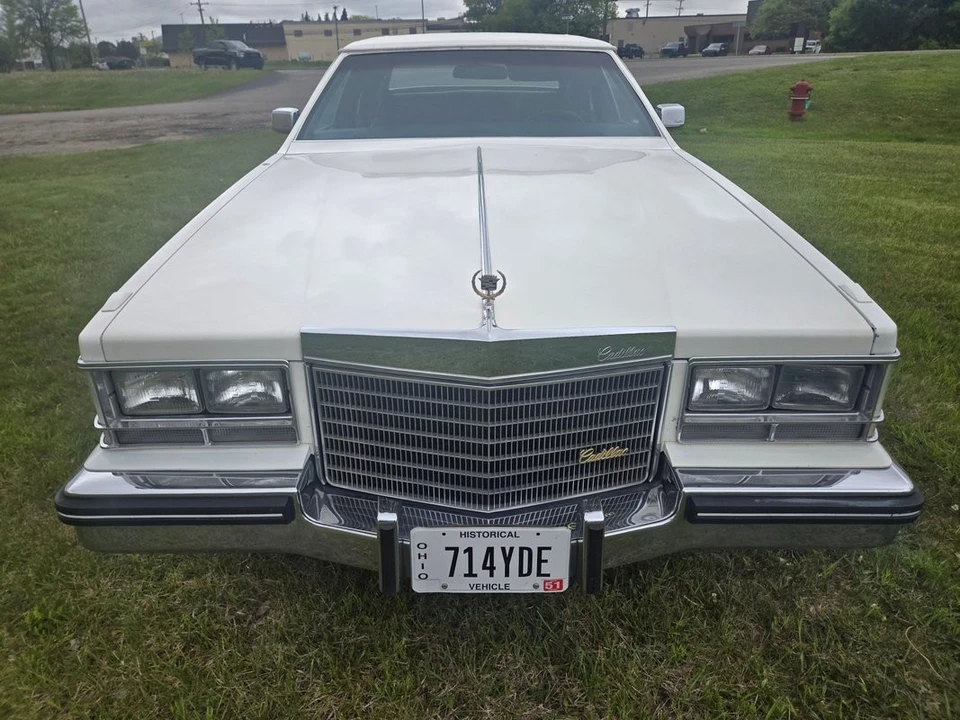 1985 Cadillac Seville - Image 8 of 21