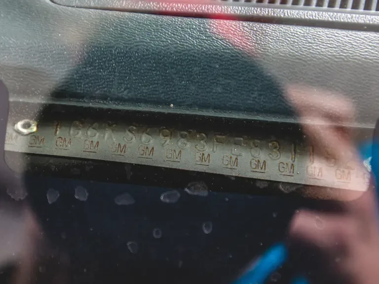 1985 Cadillac Seville - Image 18 of 20