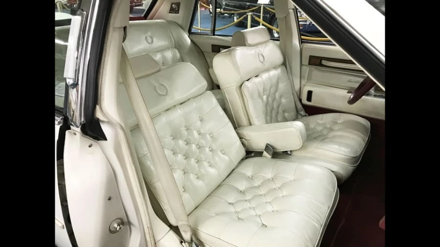 1985 Cadillac Seville - Image 6 of 10