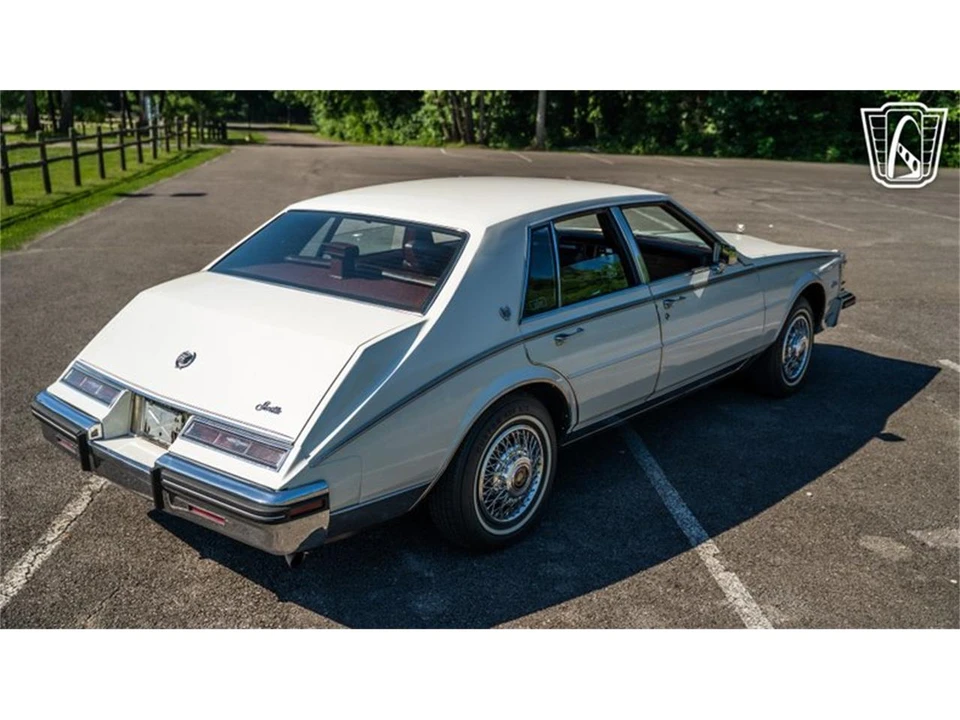 1985 Cadillac Seville - Image 17 of 31