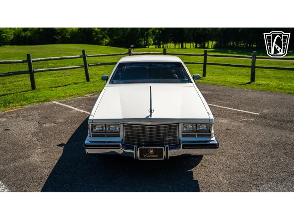 1985 Cadillac Seville - Image 2 of 31