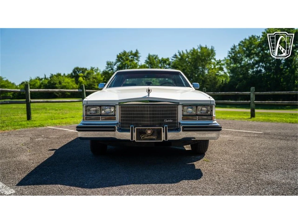 1985 Cadillac Seville - Image 3 of 31