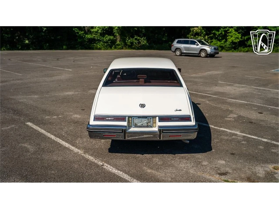 1985 Cadillac Seville - Image 14 of 31