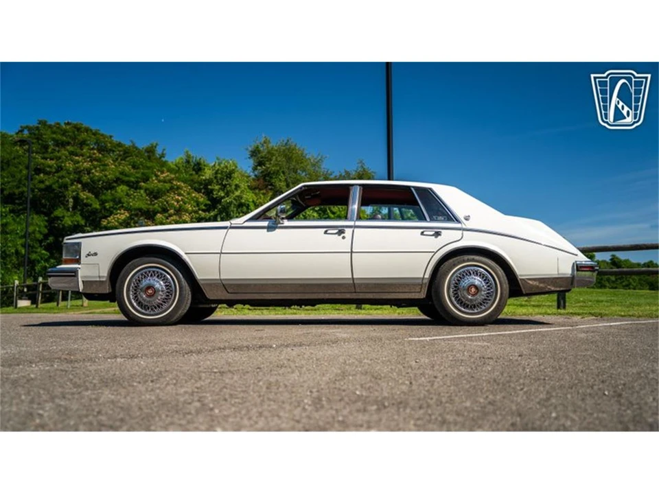 1985 Cadillac Seville - Image 10 of 31
